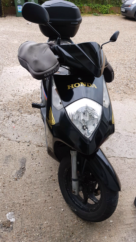 125cc rev and go motorbike