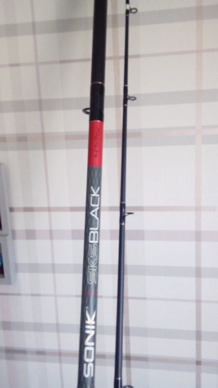 sonik black beachcaster