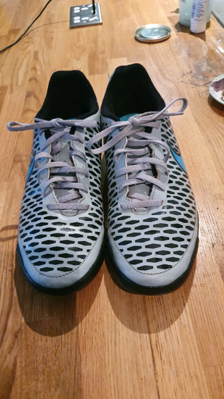 size 15 astro turf boots
