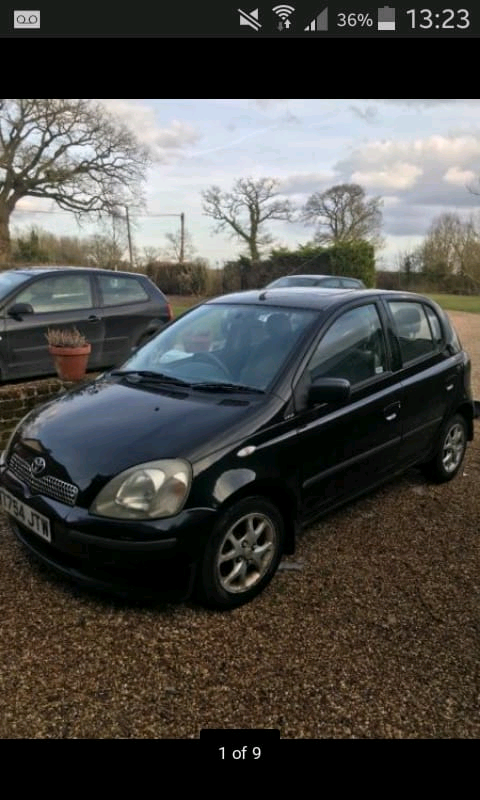 Toyota yaris 1999