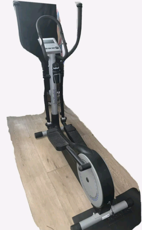 Infiniti fitness r70i