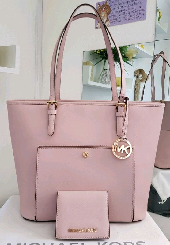 (Jo's post) Michael Kors baby pink JET SET TOTE BAG & FREE PURSE in