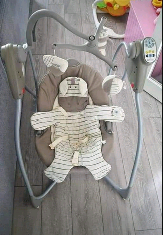 Graco Ziggy Zebra Swinging Baby Chair In Clifton Nottinghamshire Gumtree
