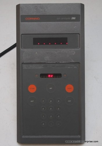 CORNING ION ANALYZER 250