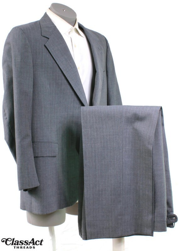 Bill Blass Men's Gray Striped 2 Piece Suit 44R Flat Fronts 42