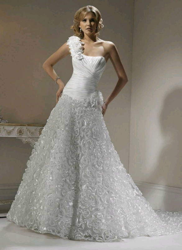 Maggie Sottero Wedding Dress Size 14 in Banbridge, County Down Gumtree