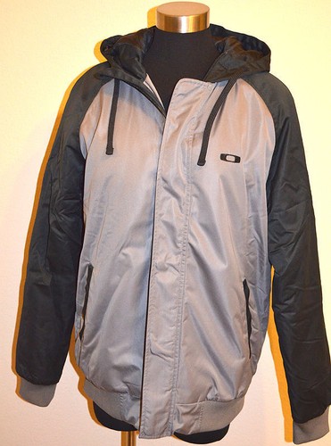 BNWT Oakley RS Shell Invincible Coat Blackout Japan Dermizax