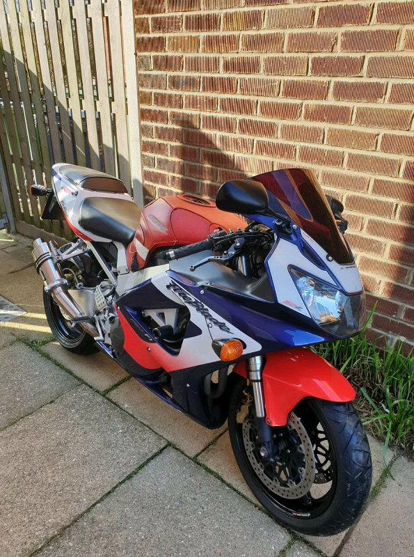 2001 fireblade