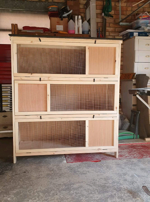 5ft 3 tier rabbit hutch in Saxmundham, Suffolk Gumtree