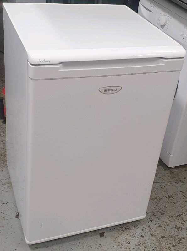 Beko LSA426W Larder Fridge, Under Counter FRIDGE, 55cm width, 144L in