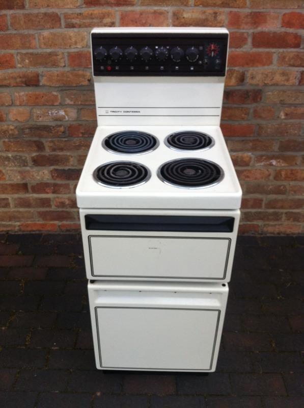 Electric Cookers Eye Level Grill Electric Cookers