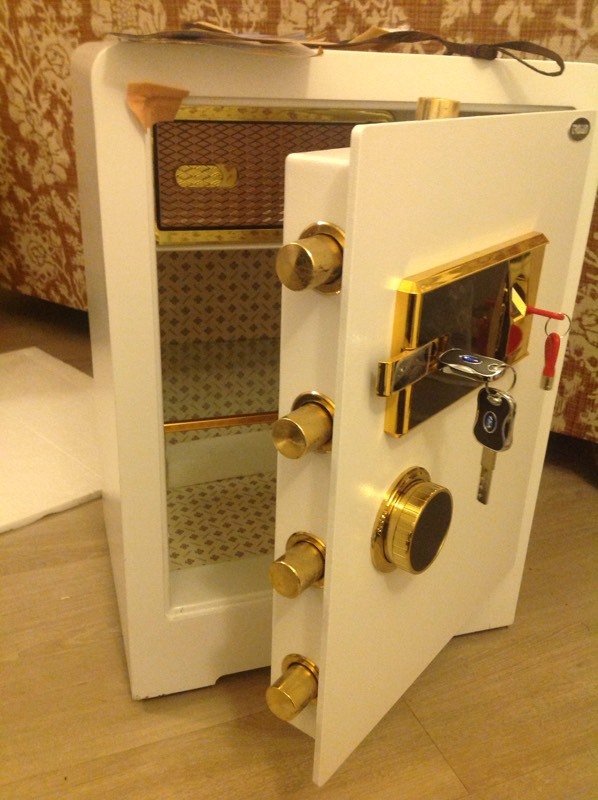 Trojan fingerprint recognition safe RRP1600 in Allestree, Derbyshire