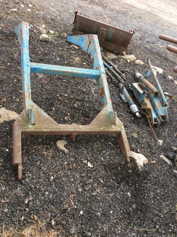 Tractor Front loader (ford 2000,3000,4000 in Maghera, County