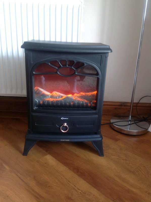Electric log burner in Widnes, Cheshire Gumtree