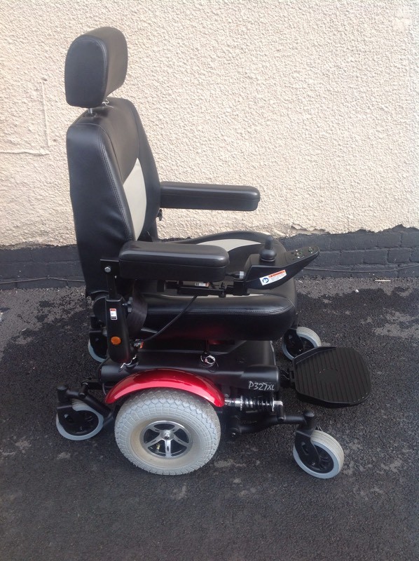 RASCAL P327 XL ( BARIATRIC) ELECTRIC WHEELCHAIR in Alfreton
