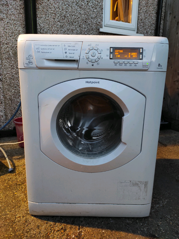 Hotpoint 8kg washing machine eco super quiet in Dagenham, London