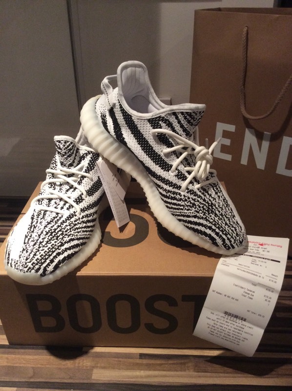 Yeezy Boost 350 V2 Zebra White CrSneaker63