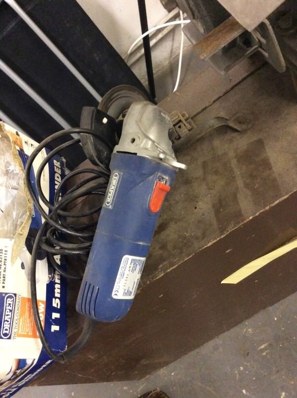 Electric tile cutter / hand held angle grinder / bench angle grinder