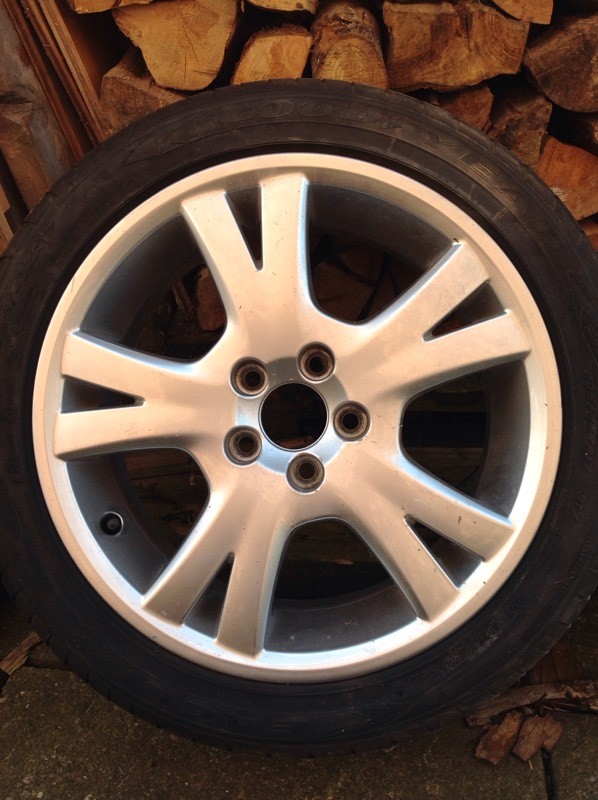 Volvo Orestes 17 inch alloy wheel and 2 free tyres in Lichfield