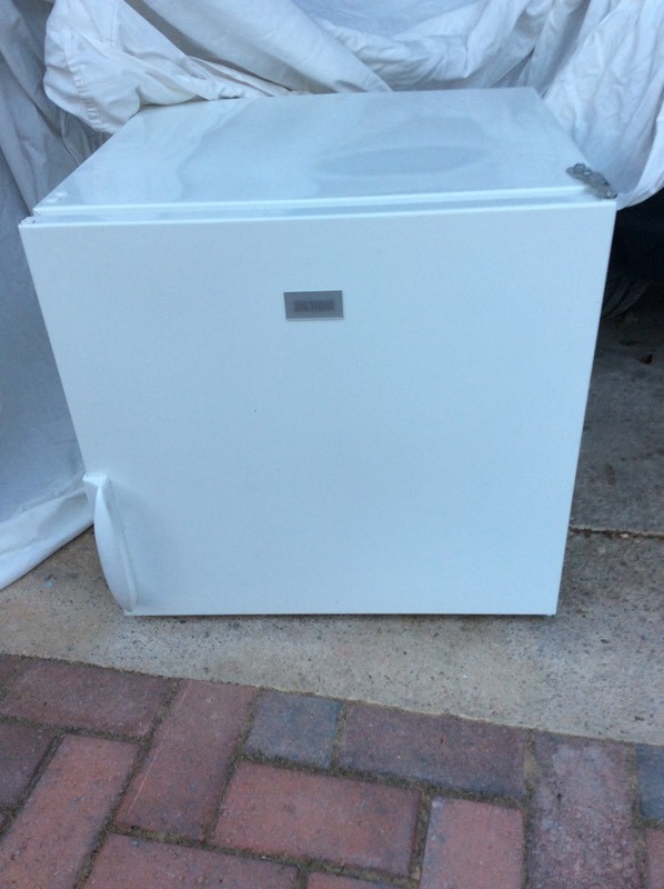 Small table top freezer in Drybrook, Gloucestershire Gumtree