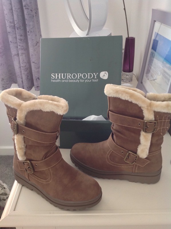 shuropody boots