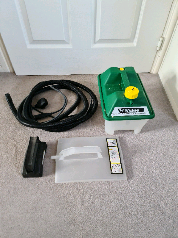 Wickes Wallpaper Stripper With Both Attachments in Exeter, Devon