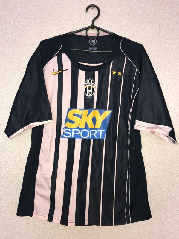Juventus Third football shirt 2004 - 2005 rare jersey S Nike