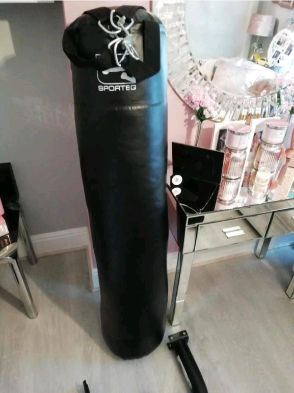 Gumtree Boxing Bag Stand at Christopher Lemoine blog