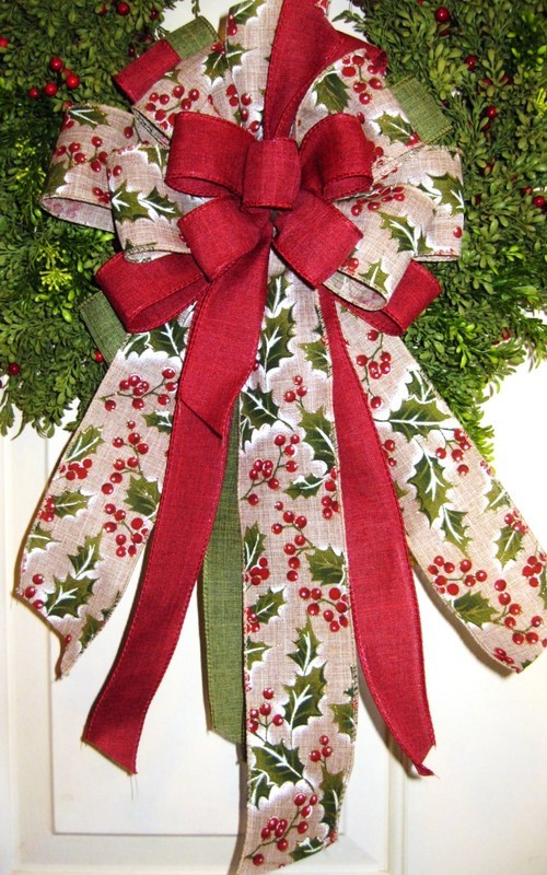 HANDMADE HOLLY CHRISTMAS BOW WIRED RIBBON for WREATH LANTERN GARLAND # 32 rb