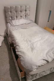 Single divan bed 