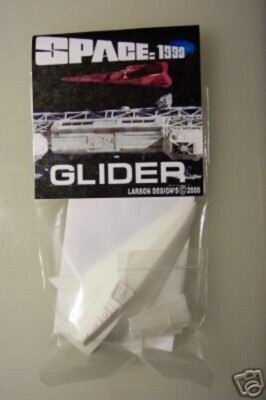 Space 1999 Glider 1/72 scale sci fi model kit.