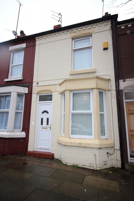 2 bedroom house in Dingle Vale, Dingle, Liverpool, L8 in Aigburth
