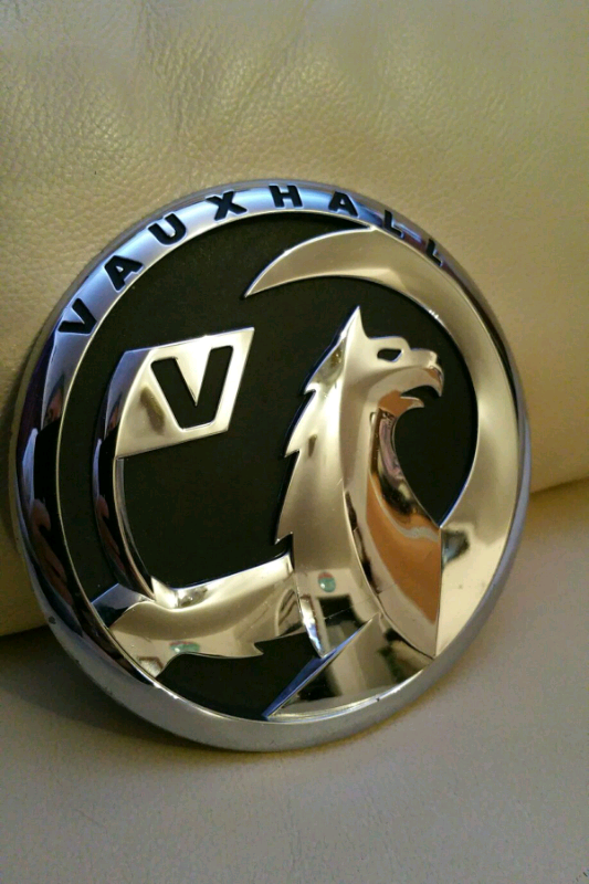 Vauxhall Insignia Front Badge 20082013 in