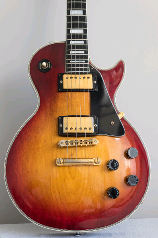 Gibson Les Paul Custom Sunburst 1989 with original Bill Lawrence picks