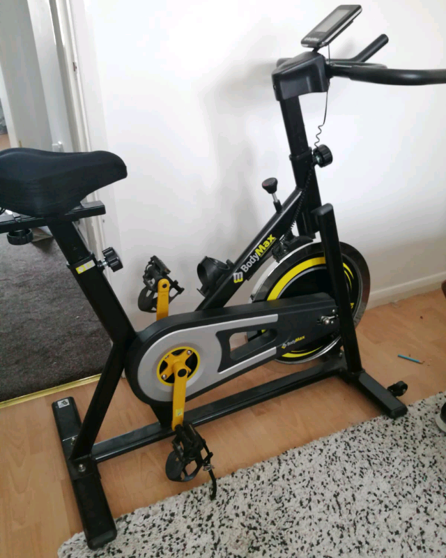 bodymax spin bike white