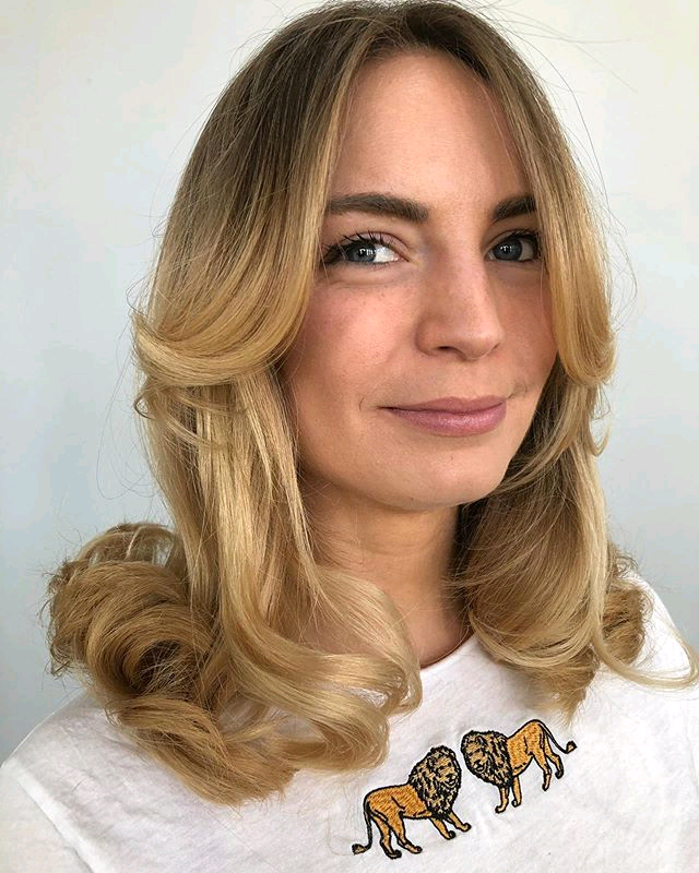 Oliwia Mobile Hairdresser Southport In Southport Merseyside