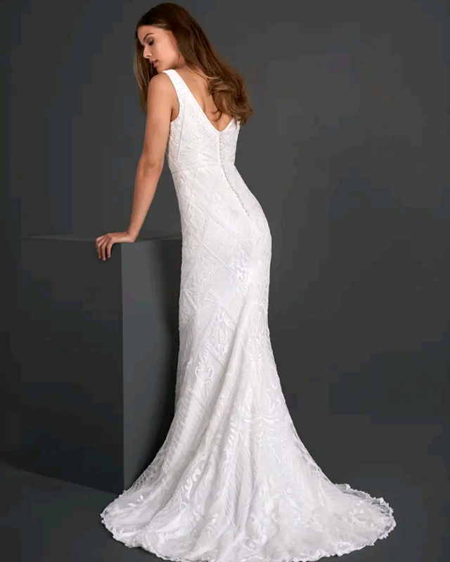 WED2B Dion Luxury Sheath Beaded Size 14 Wedding Dress in Morpeth