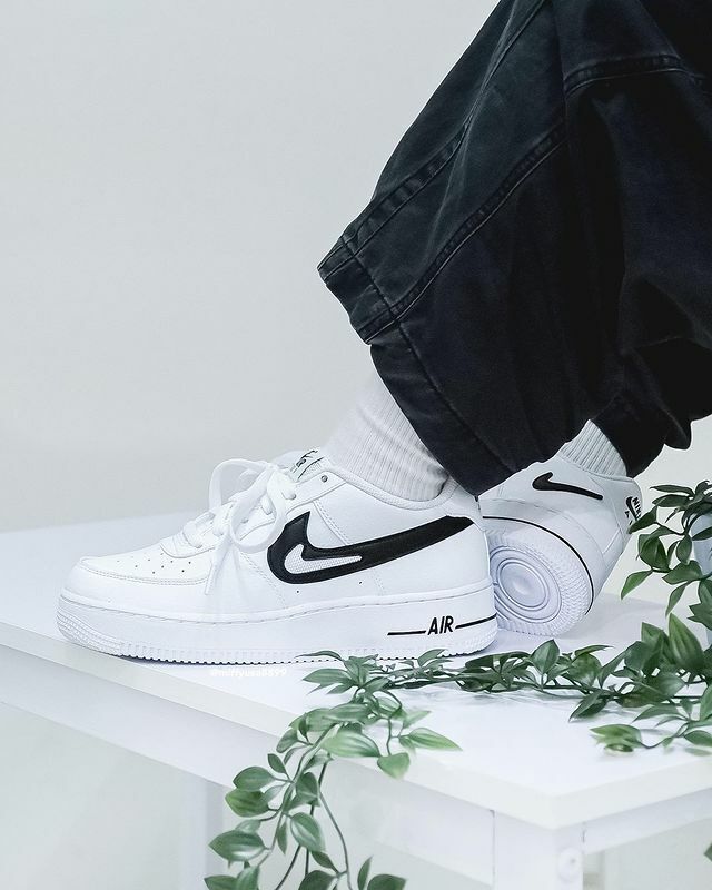 24cm NIKE GS AIR FORCE1 LOW 新品 Nike Air Force 1 Low GS Cut Out White Black DR7889 100