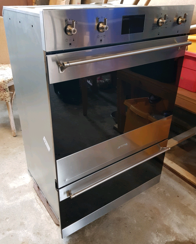 Smeg Pyrolytic Multifunction Double Oven in Wick, Highland Gumtree