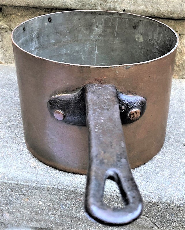 ANTIQUE AMERICAN CAST IRON HANDLED COPPER POT SIGNED MORANDI-PROCTOR BOSTON MASS