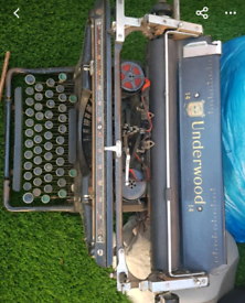 Underwood typewriter 