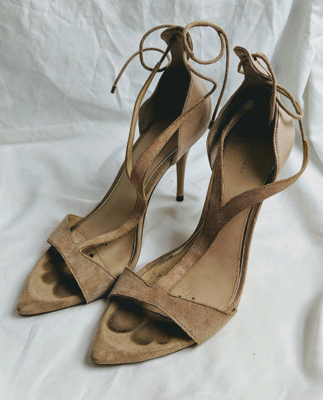 stilettos beige zara
