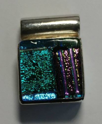 Estate Jewelry Multicolor Design .925 Sterling Silver Pendant 7/8