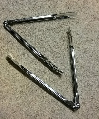 2 food/salad tongs
