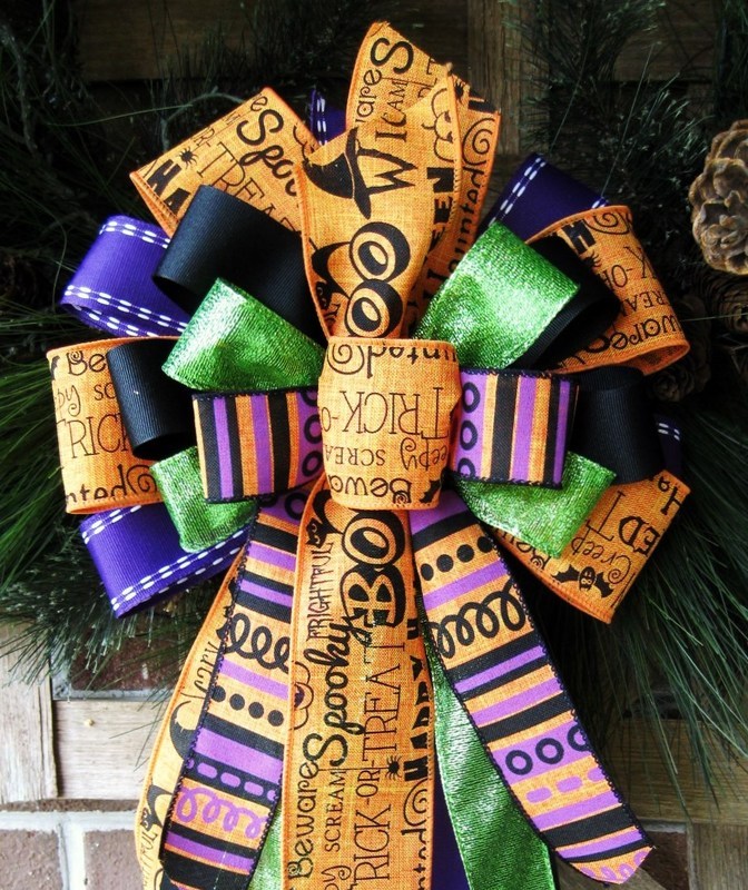 FALL HALLOWEEN BOO BOW use on GRAPEVINE DOOR WREATH, FENCE POST LANTERN # 3