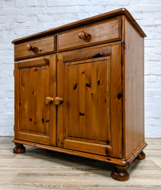 Ducal Victoria Sideboard (DELIVERY AVAILABLE) in East End, Glasgow