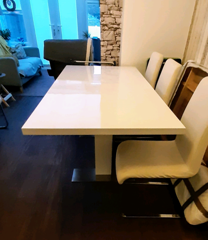 Extending Pedestal Dining Table and Chairs | in Worthing, West Sussex