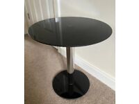 Heavy kitchen solid dining table round black top and chrome bottom frame 