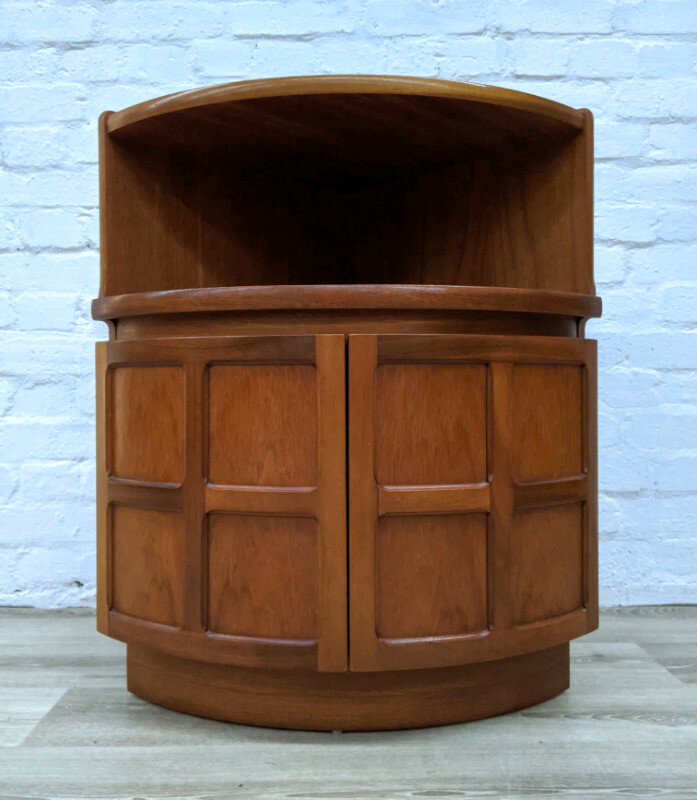 Nathan Corner Unit (DELIVERY AVAILABLE) in Glasgow City Centre