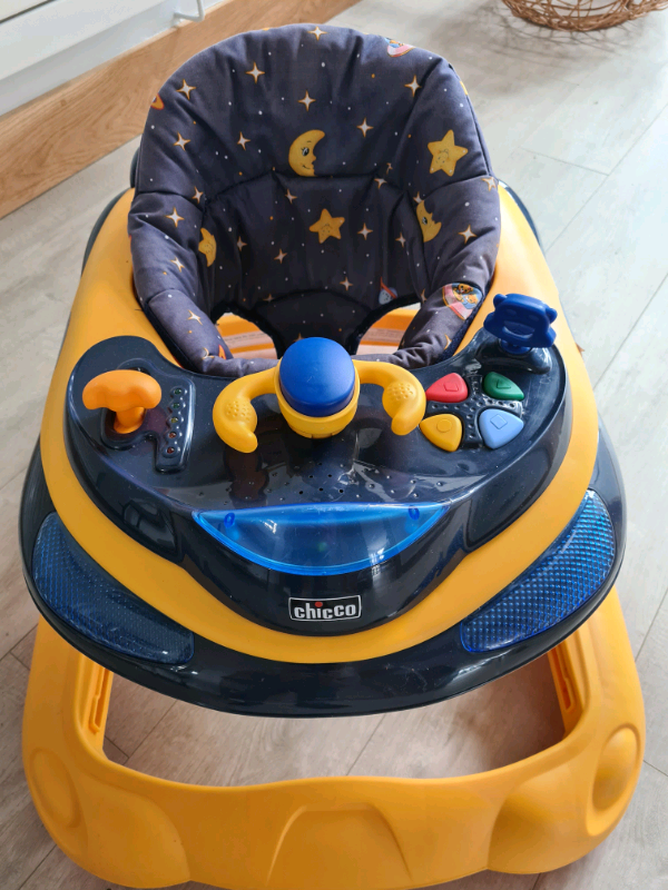 Chicco ufo baby walker hot sale